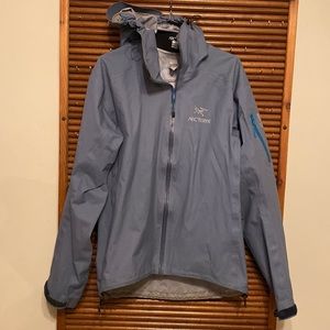Arc’teryx Gore-Tex Active mens windbreaker jacket size S